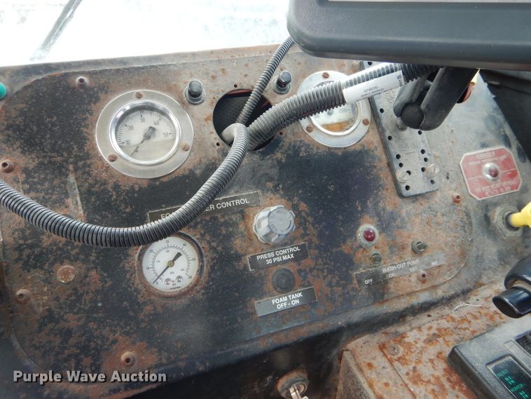 image for item DH6450 Tyler Titan 3275 applicator