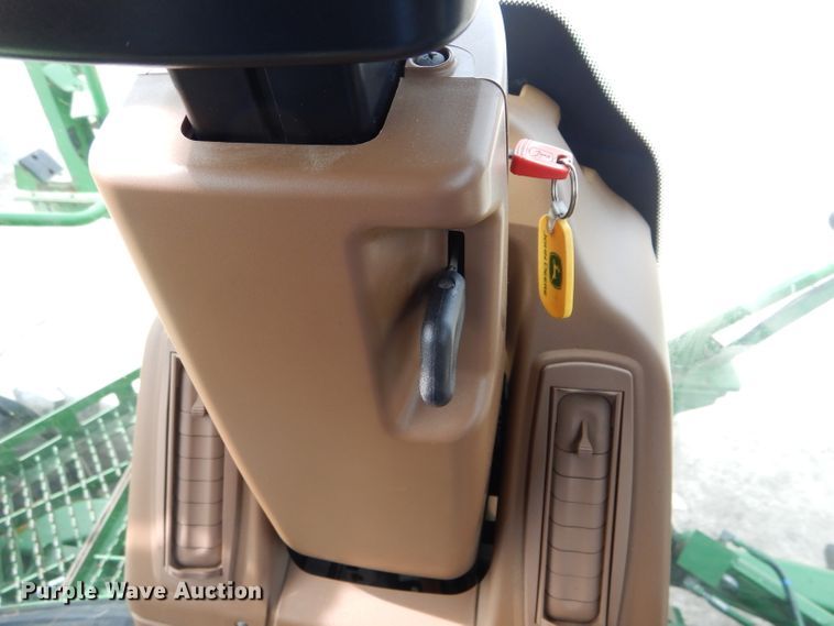 image for item DH6452 2009 John Deere 4930 applicator