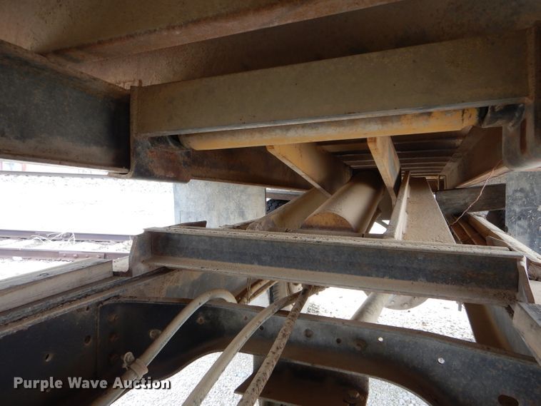 image for item DH6456 1987 Ford F700 grain truck