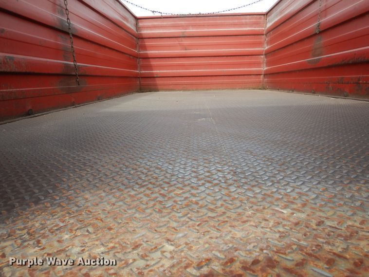 image for item DH6456 1987 Ford F700 grain truck