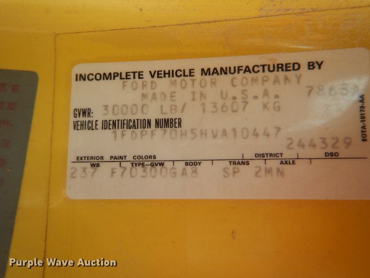 image for item DH6456 1987 Ford F700 grain truck