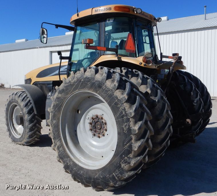 image for item DH6458 2008 Challenger MT635B MFWD tractor