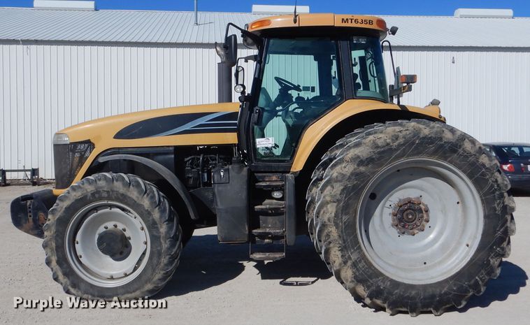 image for item DH6458 2008 Challenger MT635B MFWD tractor
