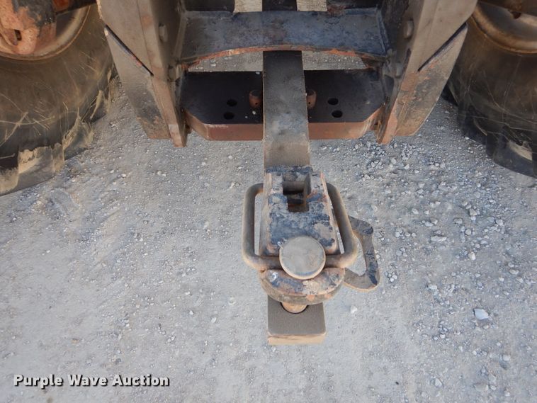 image for item DH6458 2008 Challenger MT635B MFWD tractor