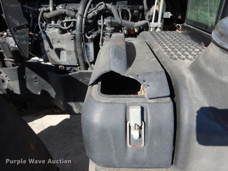 image for item DH6459 2008 Challenger MT635B MFWD tractor