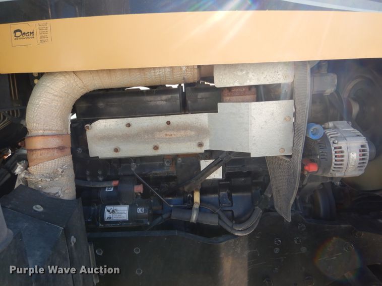 image for item DH6459 2008 Challenger MT635B MFWD tractor