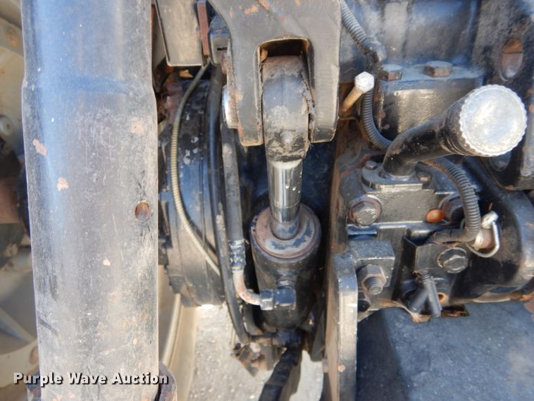 image for item DH6459 2008 Challenger MT635B MFWD tractor