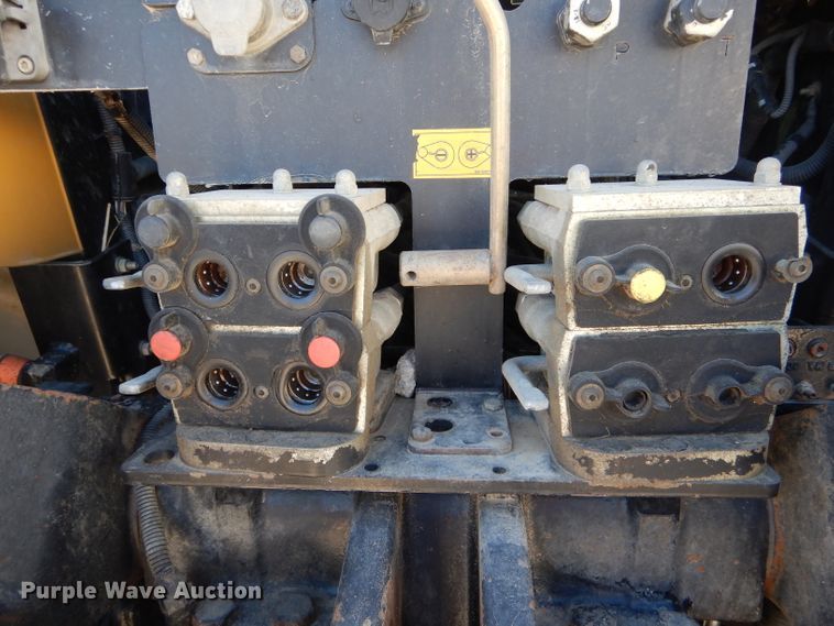 image for item DH6459 2008 Challenger MT635B MFWD tractor