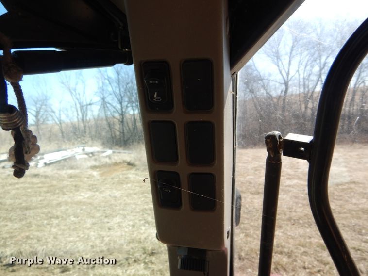 image for item DH6460 Case Maxxum 130 parts only tractor