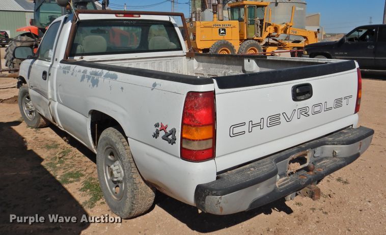 image for item DI0036 1999 Chevrolet Silverado 1500 pickup truck
