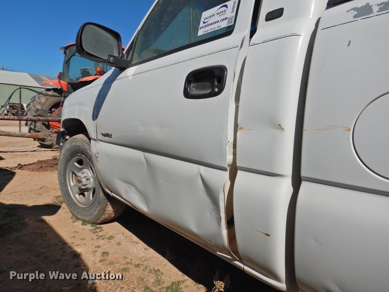 image for item DI0036 1999 Chevrolet Silverado 1500 pickup truck