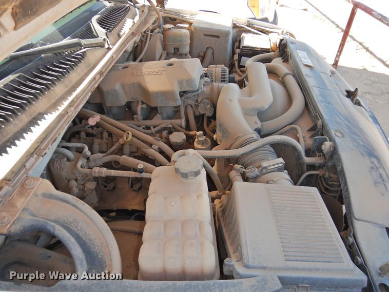 image for item DI0036 1999 Chevrolet Silverado 1500 pickup truck