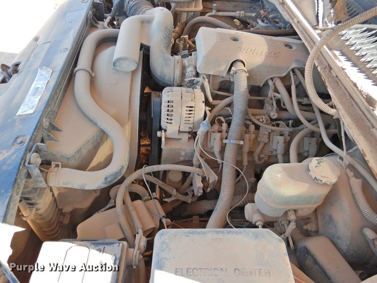 image for item DI0036 1999 Chevrolet Silverado 1500 pickup truck