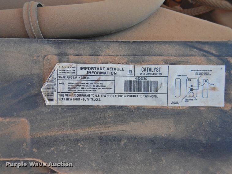 image for item DI0036 1999 Chevrolet Silverado 1500 pickup truck