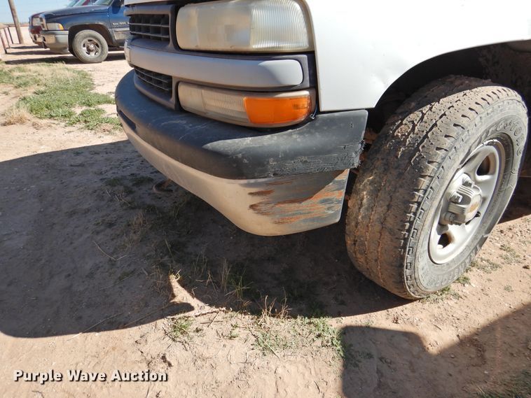 image for item DI0036 1999 Chevrolet Silverado 1500 pickup truck