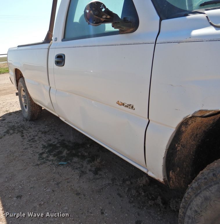 image for item DI0036 1999 Chevrolet Silverado 1500 pickup truck