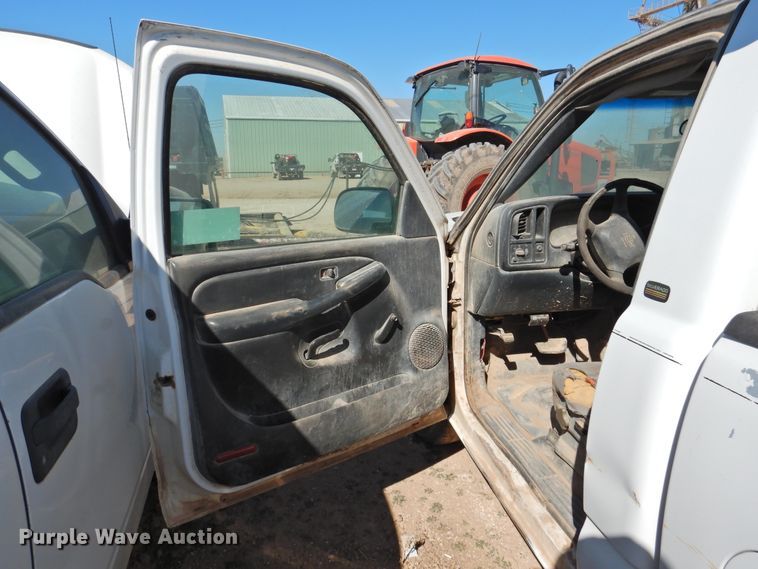 image for item DI0036 1999 Chevrolet Silverado 1500 pickup truck