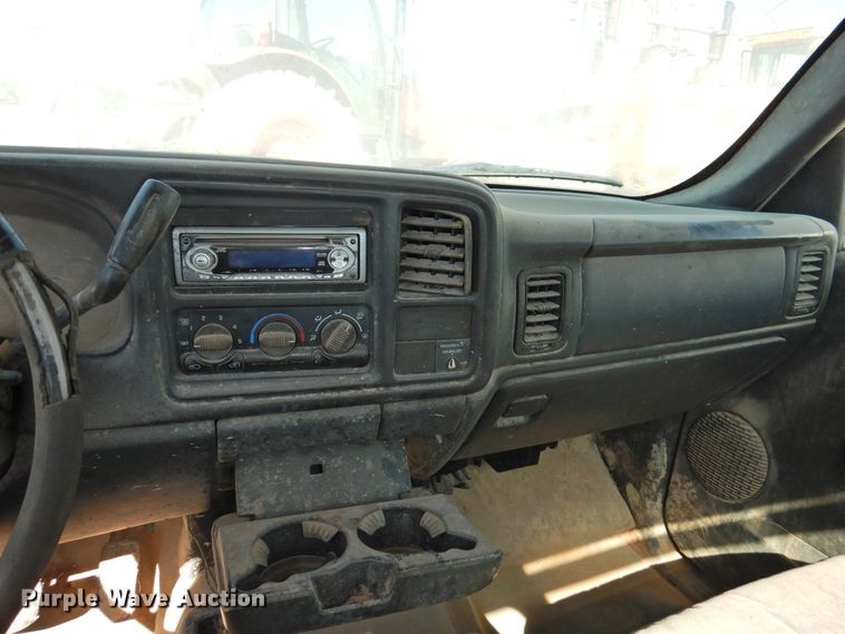 image for item DI0036 1999 Chevrolet Silverado 1500 pickup truck