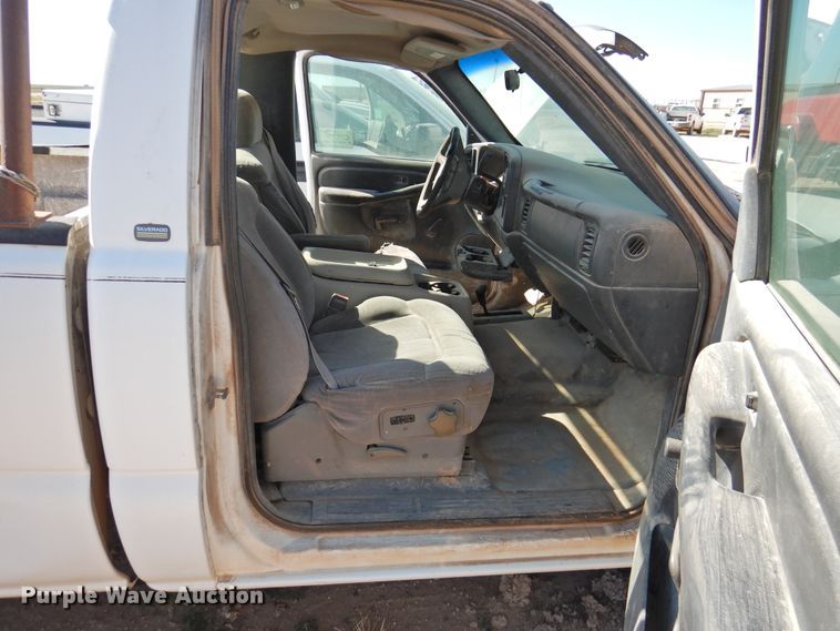 image for item DI0036 1999 Chevrolet Silverado 1500 pickup truck