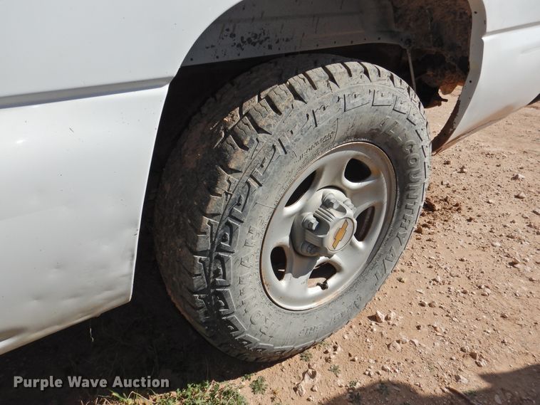 image for item DI0036 1999 Chevrolet Silverado 1500 pickup truck