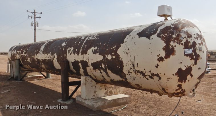 image for item DI0048 Water pressure tank