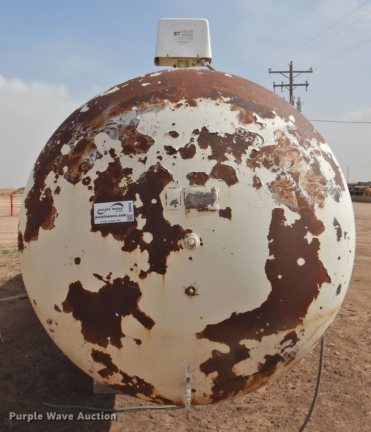 image for item DI0048 Water pressure tank