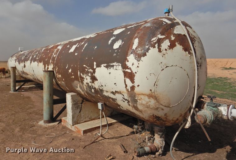 image for item DI0048 Water pressure tank