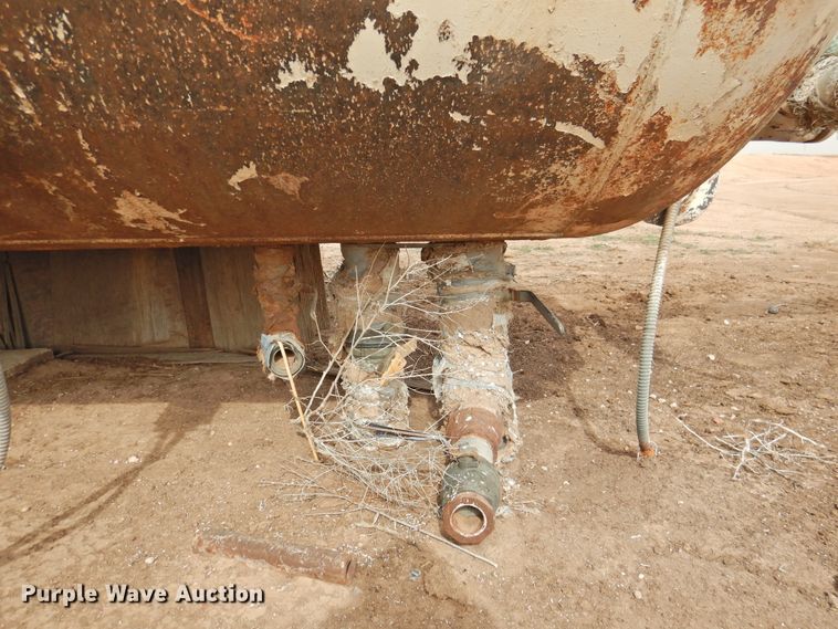 image for item DI0048 Water pressure tank