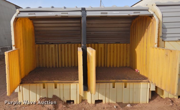 image for item DI0050 (13) Ultratec Ultra-Hard top spill pallets