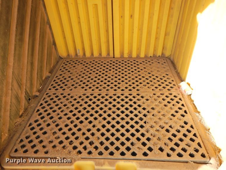 image for item DI0050 (13) Ultratec Ultra-Hard top spill pallets