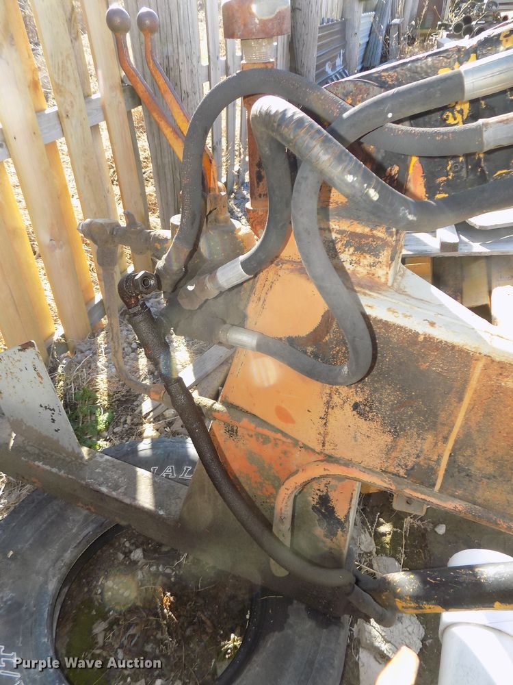 image for item DO9404 Midwestern Industries 101A loader