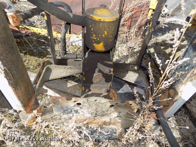 image for item DO9404 Midwestern Industries 101A loader