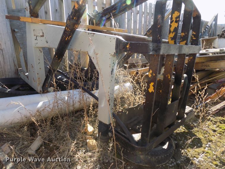 image for item DO9404 Midwestern Industries 101A loader