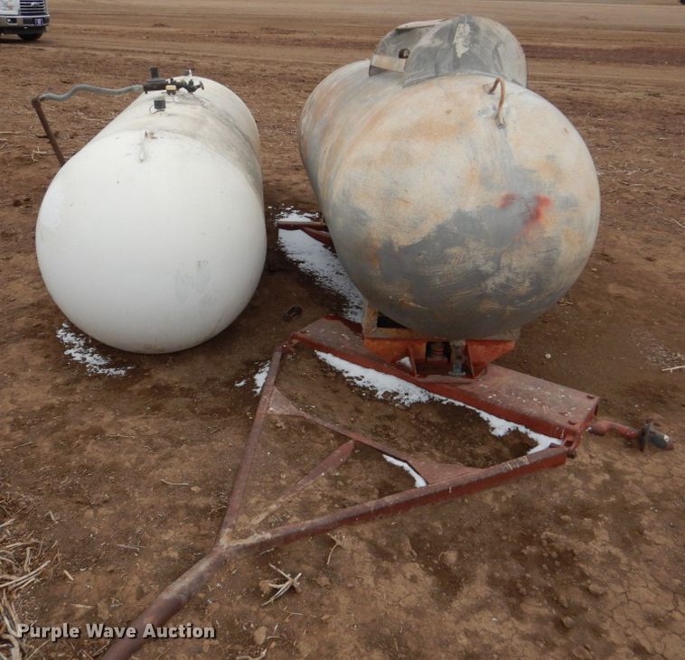 image for item FG9998 (2) tanks