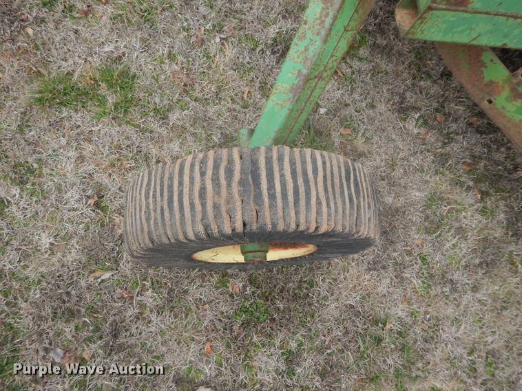 image for item GE9240 John Deere 1508 batwing rotary mower