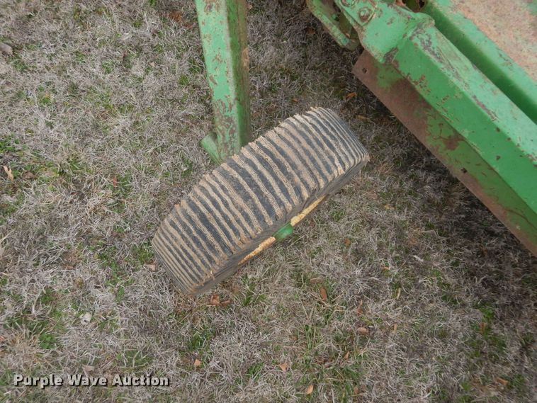 image for item GE9240 John Deere 1508 batwing rotary mower