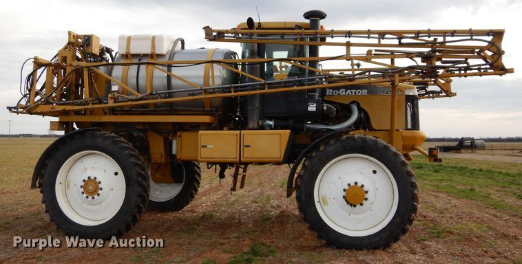 image for item GK9047 Rogator 1254 sprayer