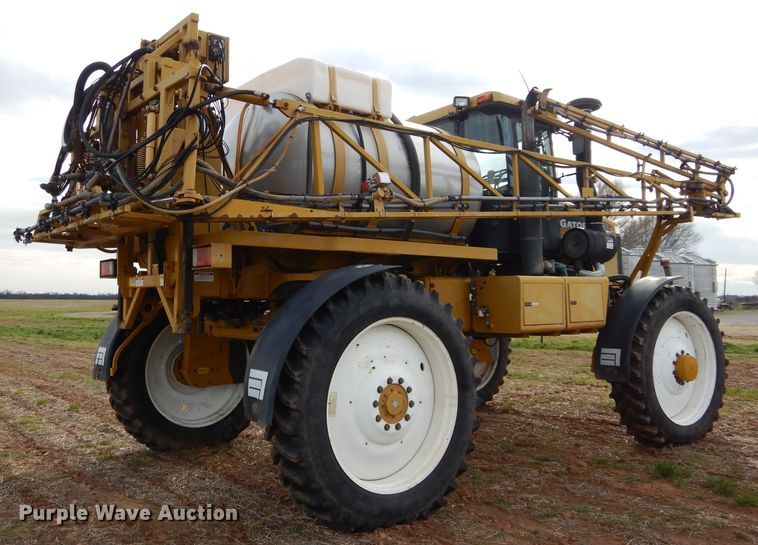 image for item GK9047 Rogator 1254 sprayer