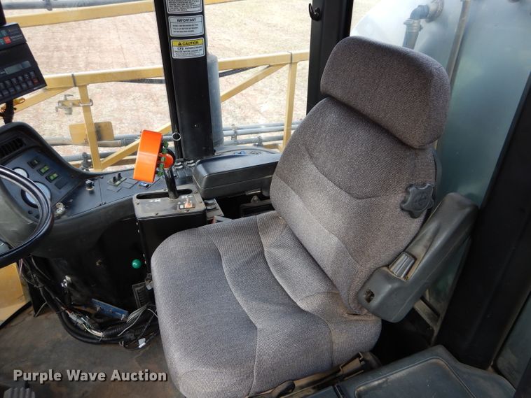 image for item GK9047 Rogator 1254 sprayer