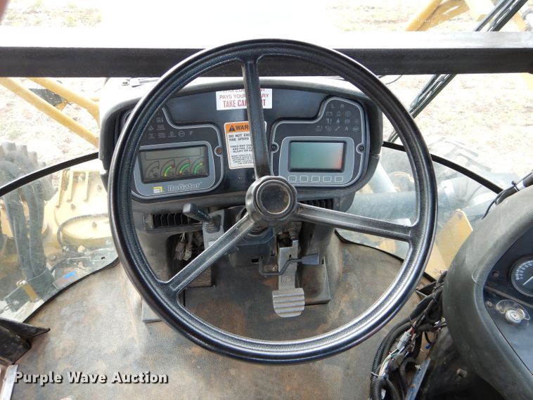 image for item GK9047 Rogator 1254 sprayer