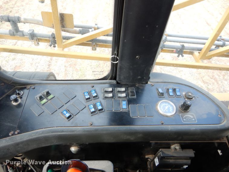 image for item GK9047 Rogator 1254 sprayer