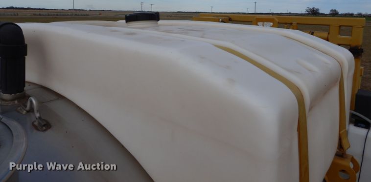 image for item GK9047 Rogator 1254 sprayer