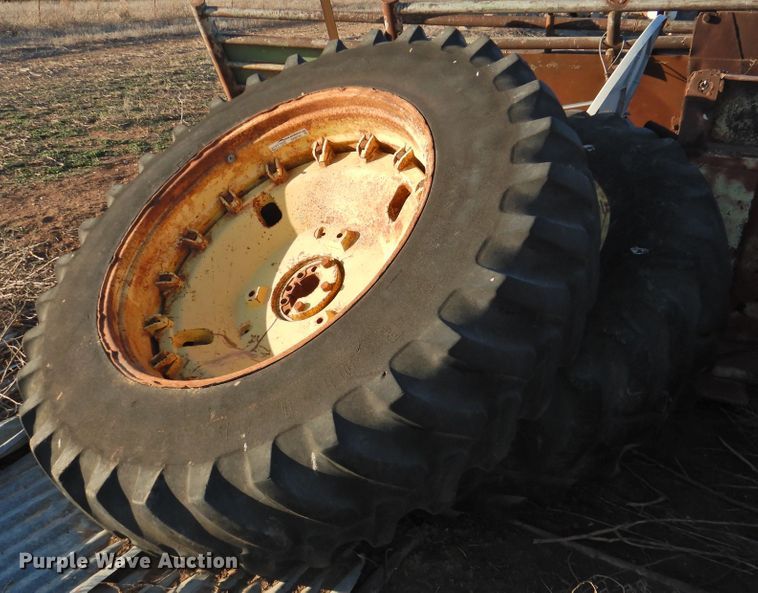 image for item GN9743 John Deere 4760 dual tires and wheels
