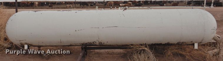 image for item GN9749 Tank