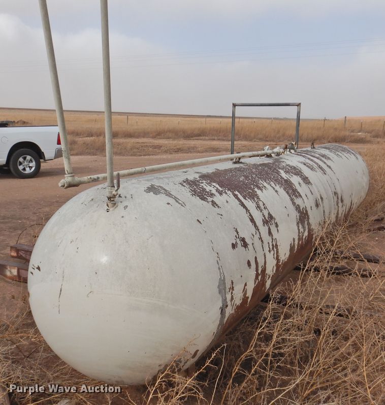 image for item GN9749 Tank