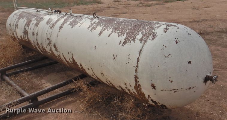 image for item GN9749 Tank