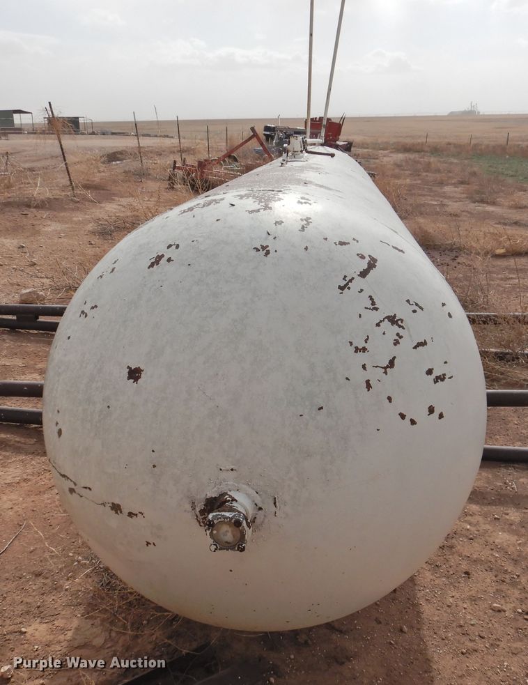 image for item GN9749 Tank