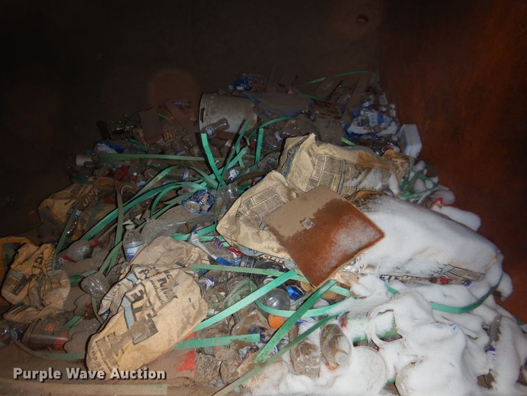 image for item GN9992 (2) tanks