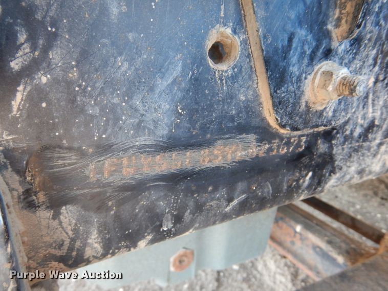 image for item GN9993 2000 Freightliner dump truck