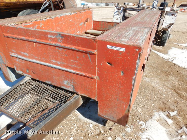 image for item GN9994 Utility pickup bed trailer